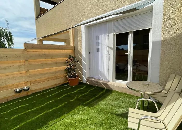 アパート A L'ecurie ナルボンヌ